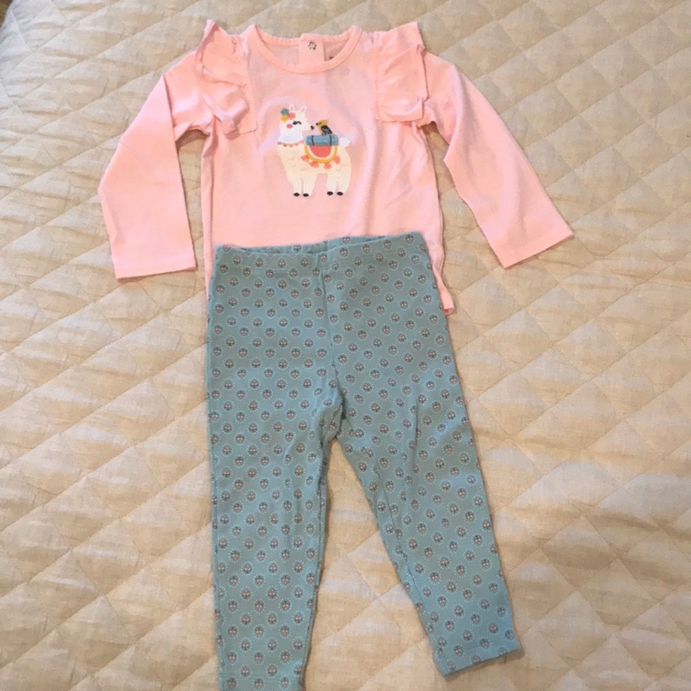 Carter’s llama bodysuit set